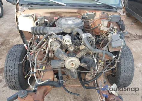 1995 Chevrolet Gmt-400 C2500 z USA, uszkodzony, nr VIN 1GCFC24K2SZ215502